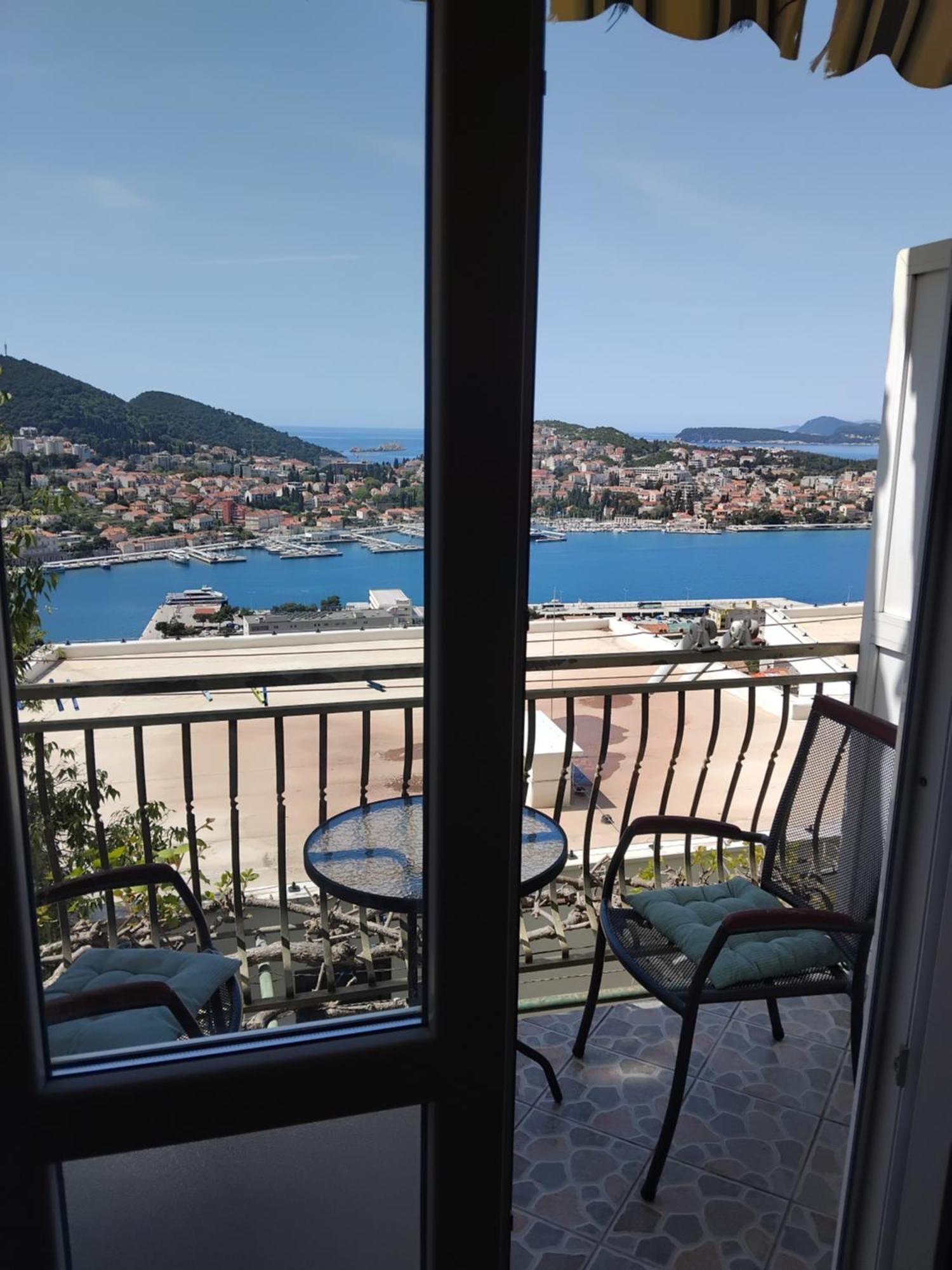 Rooms Anela With Large Common Tarrace And Beautiful Sea View Dubrovnik Eksteriør billede