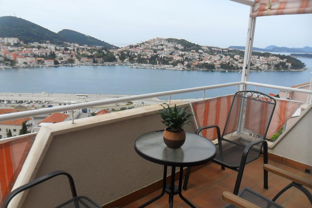 Rooms Anela With Large Common Tarrace And Beautiful Sea View Dubrovnik Værelse billede